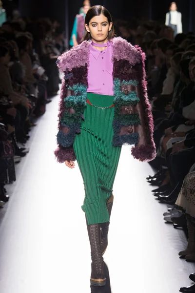 Look 31